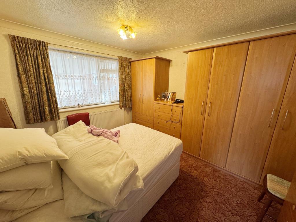 Lot: 152 - TWO-BEDROOM BUNGALOW - Bedroom 1